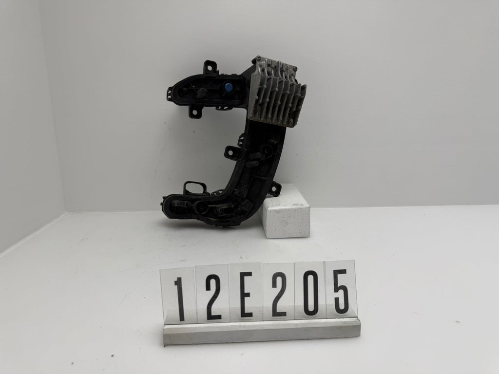 12E 941 056 E; 12E 2 05; 242 VW Up AA Tagfahrlicht Rechts