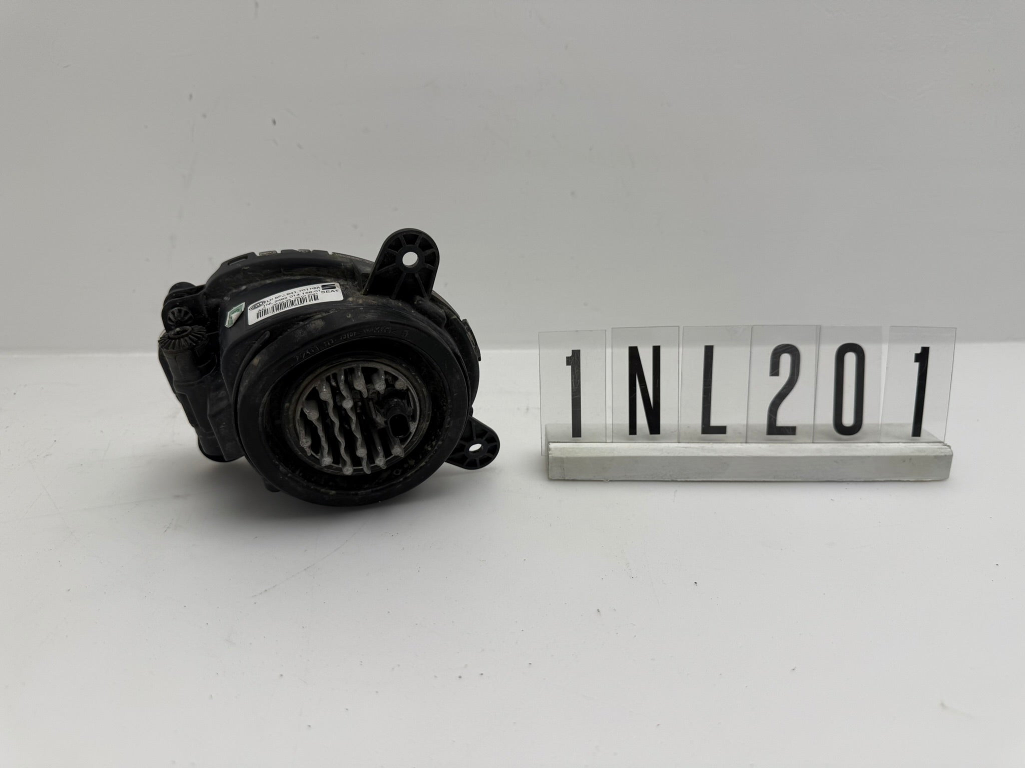 LH5FJ.941.701HSR / 1NL.2492;1NL.2492; 1NL 2 01; 243 SEAT Tarraco KN2 LED links