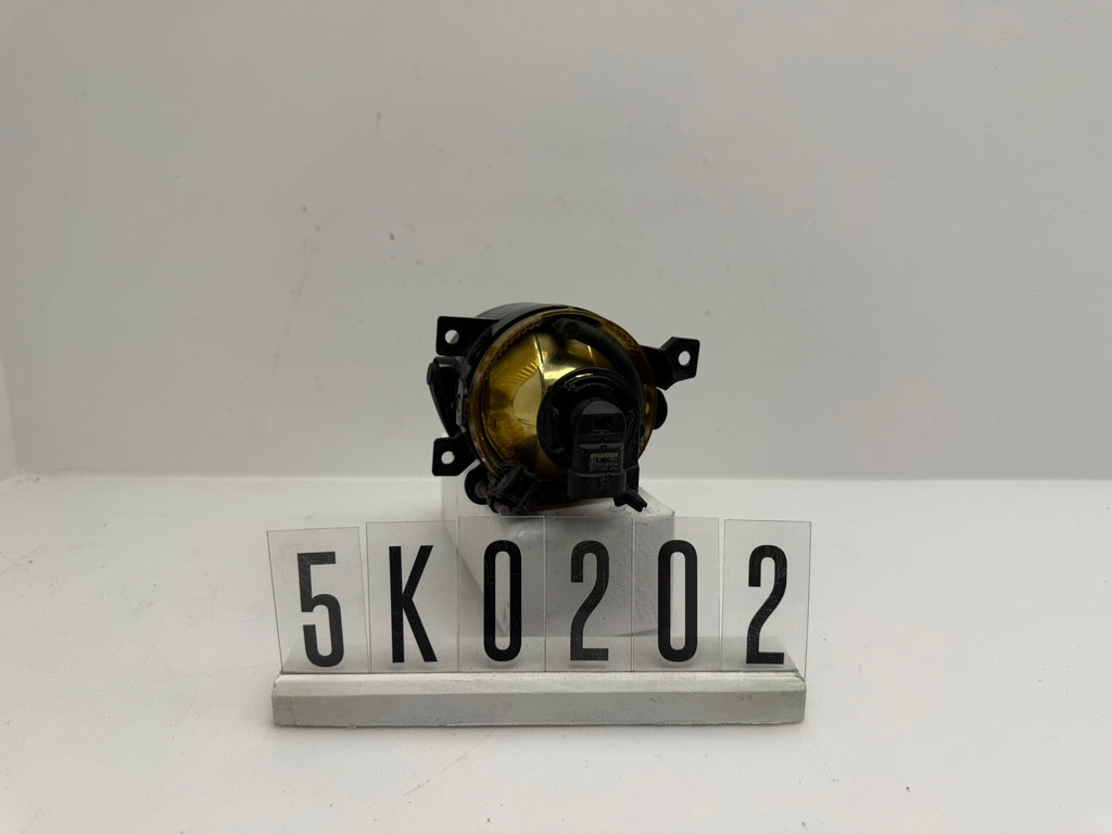 1TO 941 700 H; 5K0 2 02; 246 VW TOURAN Nebelscheinwerfer rechts