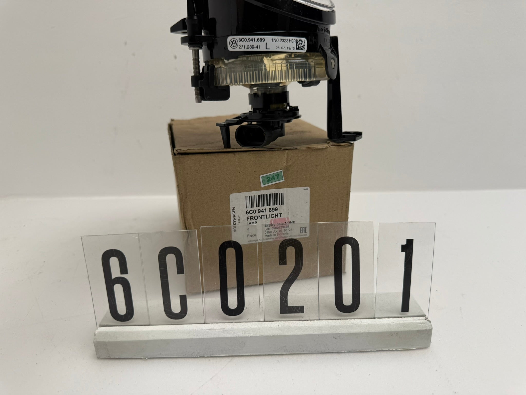 6C0 941 699; 6C0 941 699; 247 VW Nebelscheinwerfer