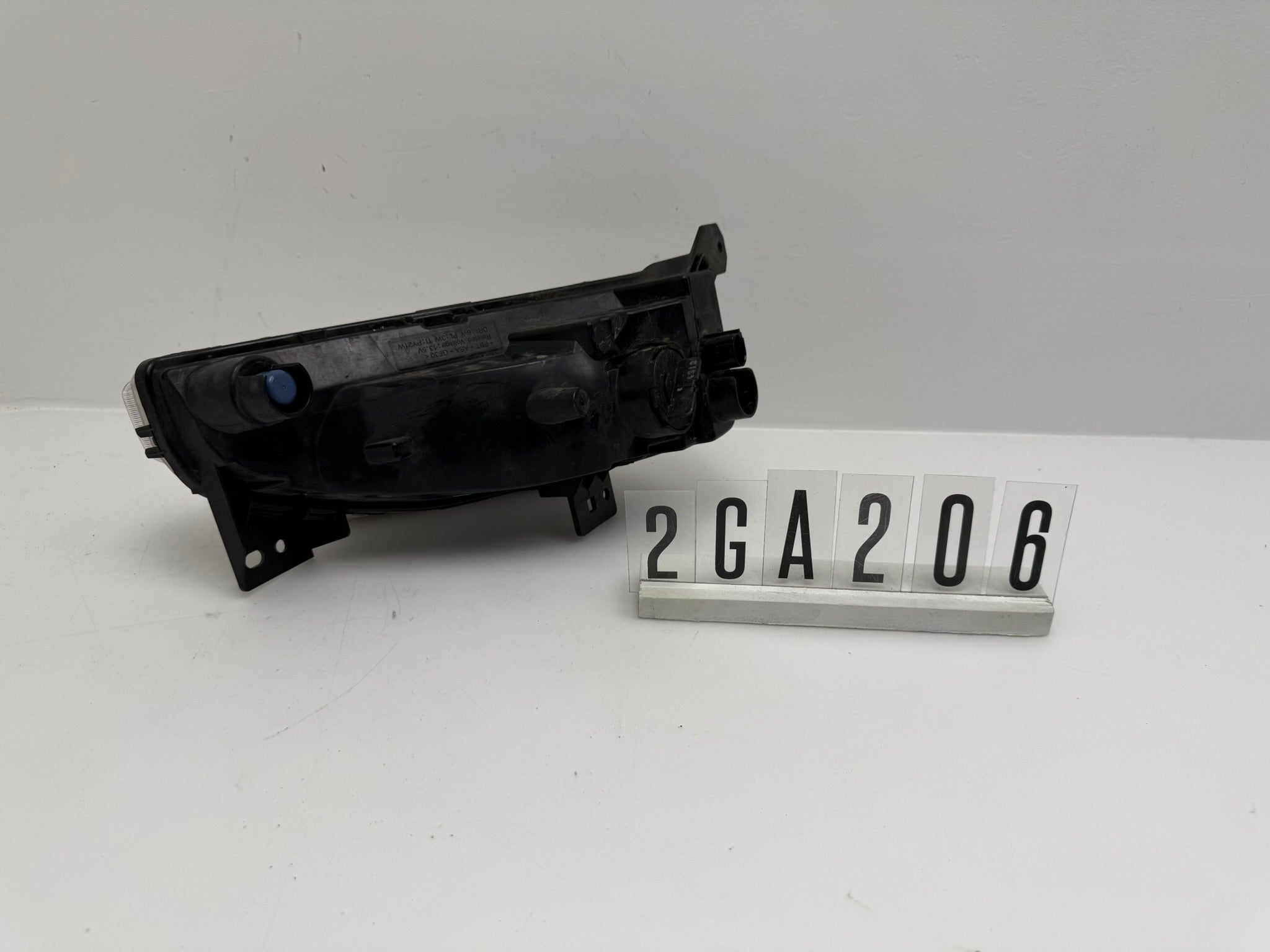 L90104862 / 2GA.941.055.J; 2GA 2 06; 250 VW T-Roc 2GA Nebelscheinwerfer links