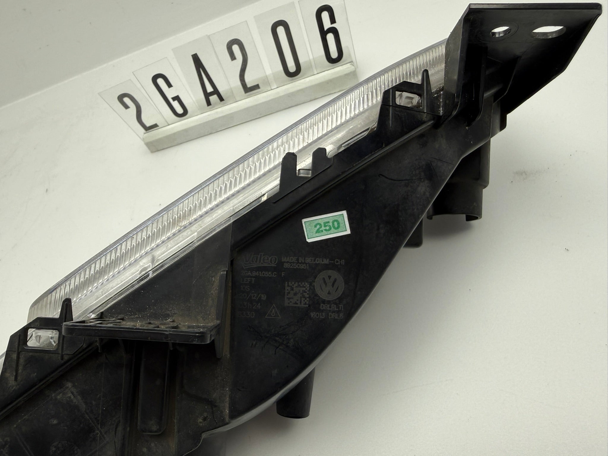 L90104862 / 2GA.941.055.J; 2GA 2 06; 250 VW T-Roc 2GA Nebelscheinwerfer links