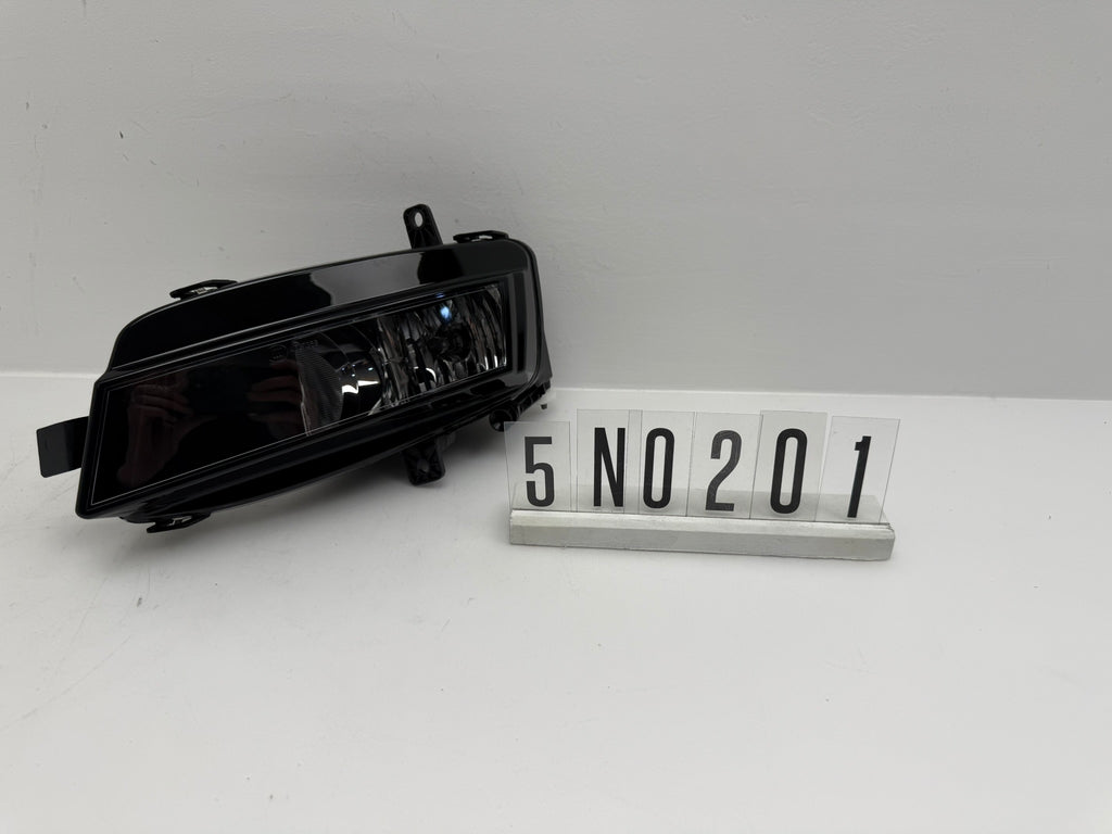 5G0.941.661.D; 5N0 2 01; 252 VW GOLF 7 (VII) Nebelscheinwerfer links