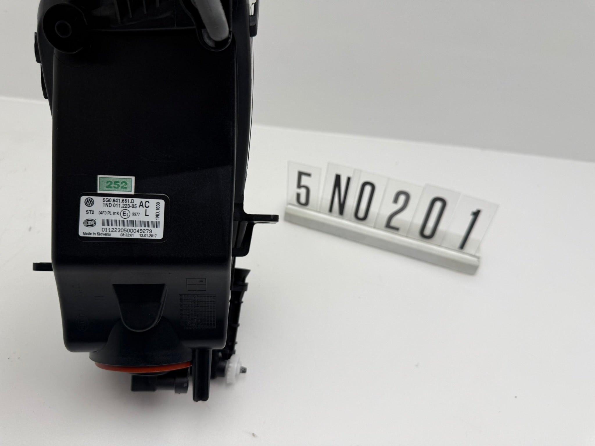 5G0.941.661.D; 5N0 2 01; 252 VW GOLF 7 (VII) Nebelscheinwerfer links
