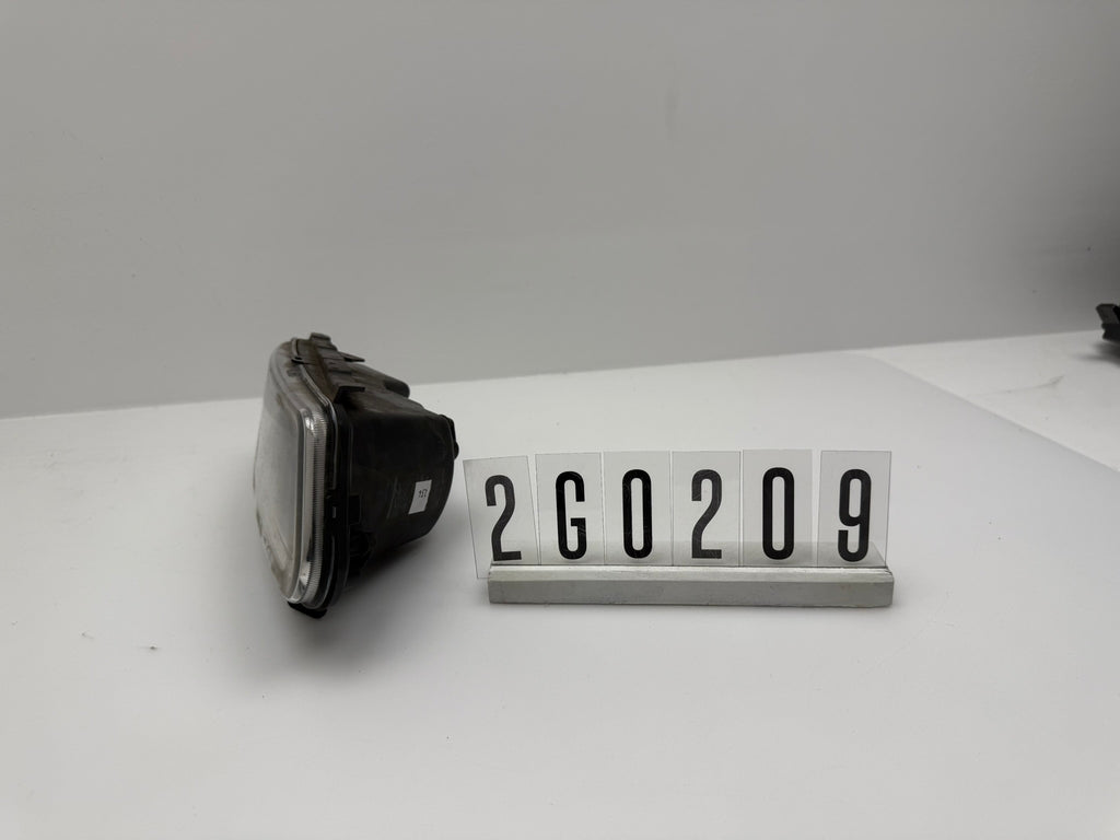 1ND010377-101; 2G0 2 09; 256  VW POLO H8 6R1 6C1 5 Van Nebelscheinwerfer