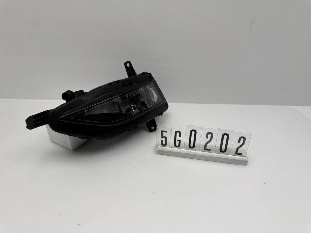 5G0.941.661.F; 5G0 2 02; 258 VW Golf 7 VII Nebelscheinwerfer links