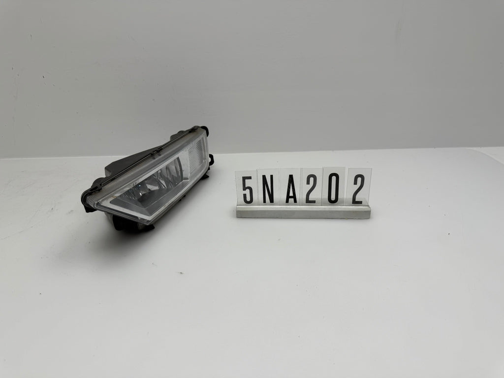 5NA.941.699; 5JA 2 01-02; 267-268 VW TIGUAN AD BW Nebelscheinwerfer links