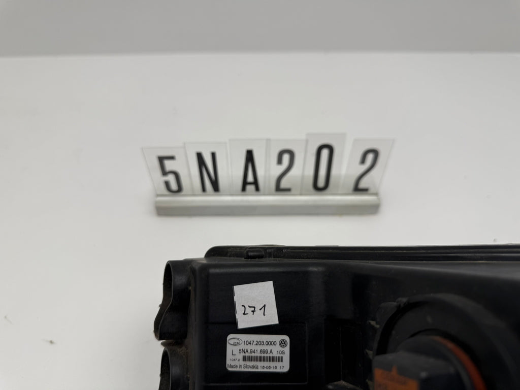5NA.941.699; 5JA 2 01-02; 267-268 VW TIGUAN AD BW Nebelscheinwerfer links