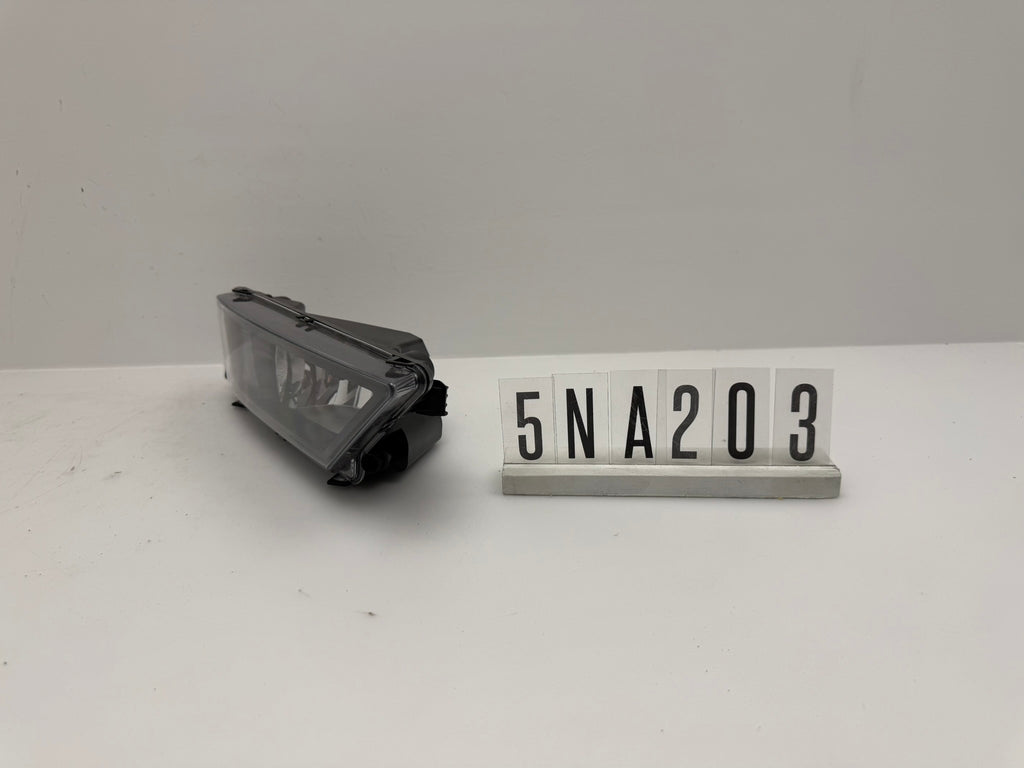 5NA.941.700; 5JA 2 03; 269 VW TIGUAN AD BW Nebelscheinwerfer rechts