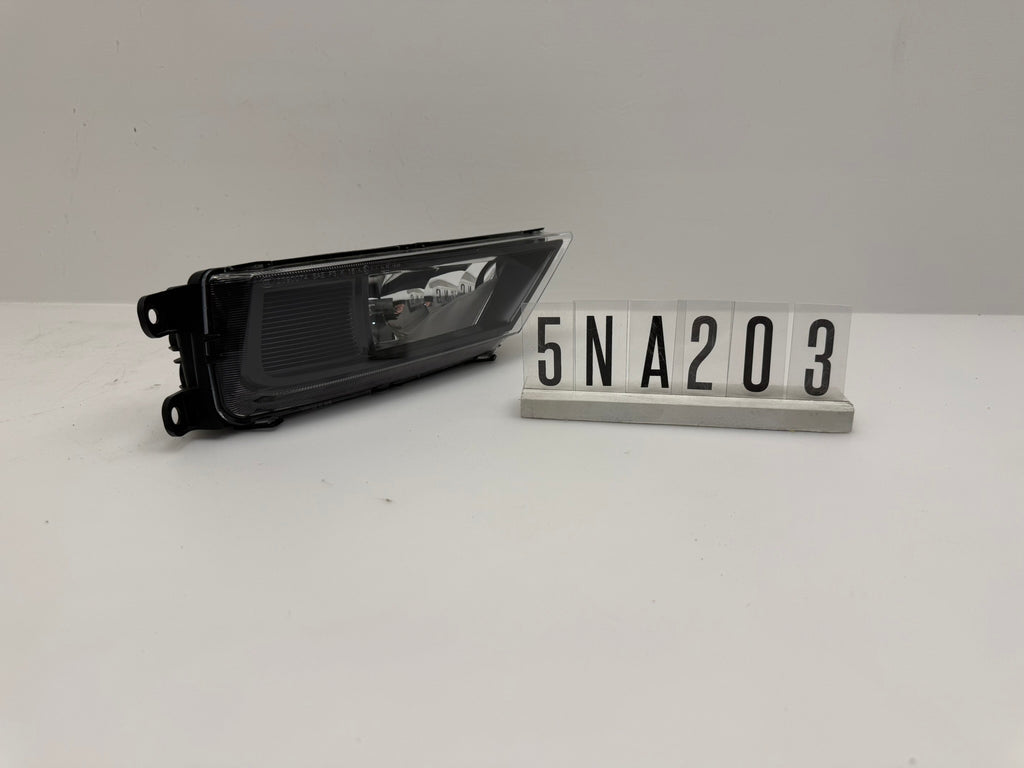 5NA.941.700; 5JA 2 03; 269 VW TIGUAN AD BW Nebelscheinwerfer rechts