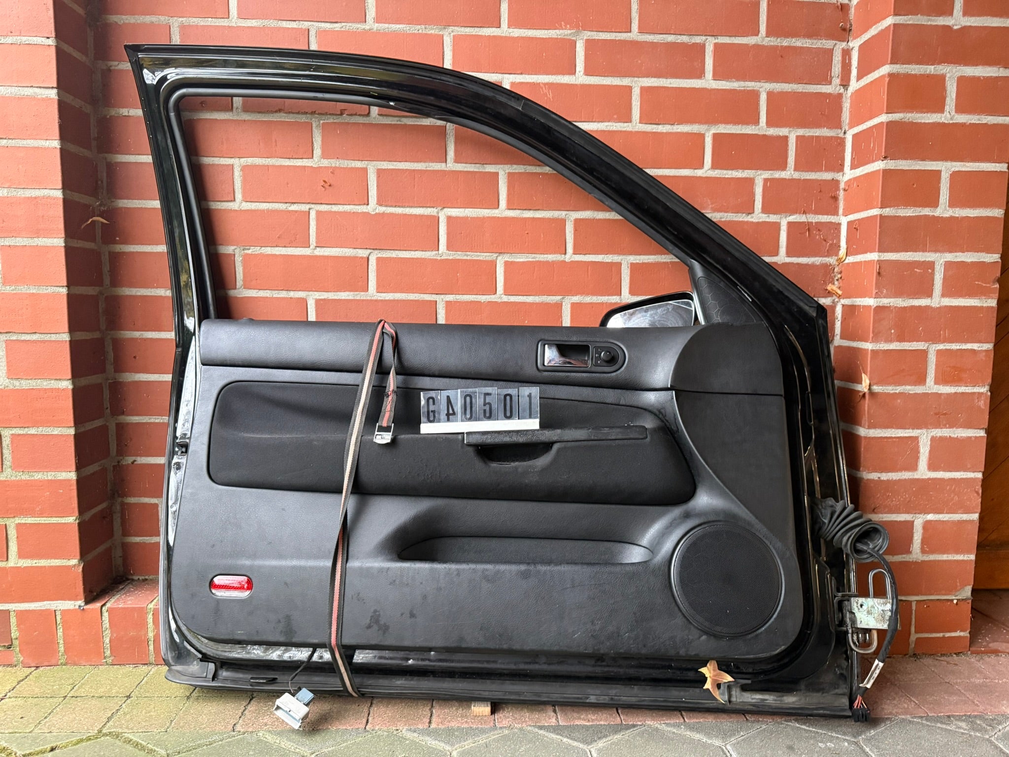G40 5(4) 01; 274 VW Golf IV 4 Fahrertür 3 türig vorne links schwarz