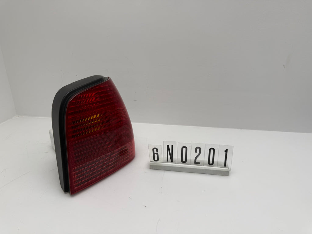 6N0 945 096H; 6N0 2 01; 284 VW Polo 6N2 Rückleuchte rechts