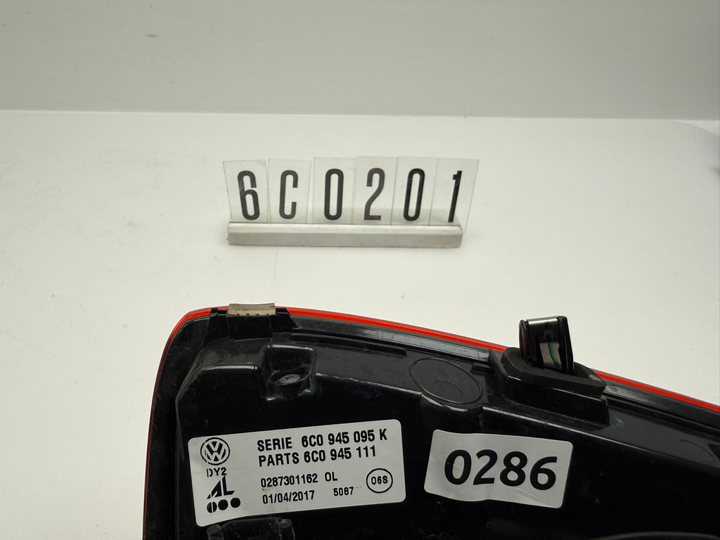 6C0 945 065K / Parts: 6C0 945 111; 6C0 2 01; 286 VW Polo 6 VI Rückleuchte links