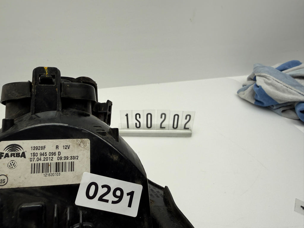 1S0 945 096 D; 1S0 2 02; 291 VW Up! Rückleuchte Links (Kopie)