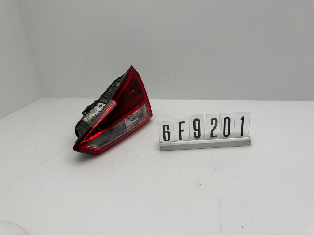 6F9 945 308 D; 6F9 2 01; 304 Seat Arona LED Rückleuchte rechts Innen
