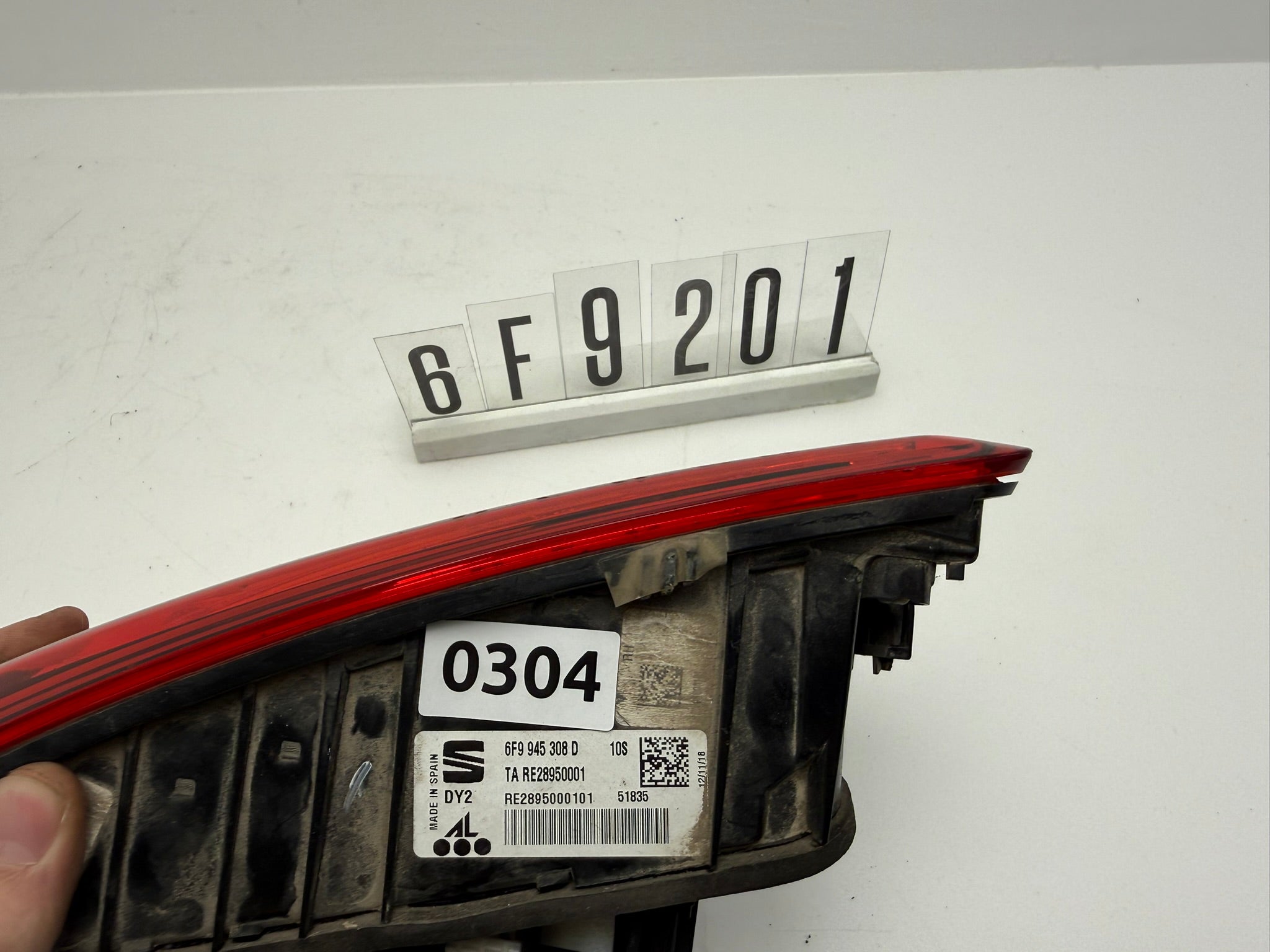 6F9 945 308 D; 6F9 2 01; 304 Seat Arona LED Rückleuchte rechts Innen