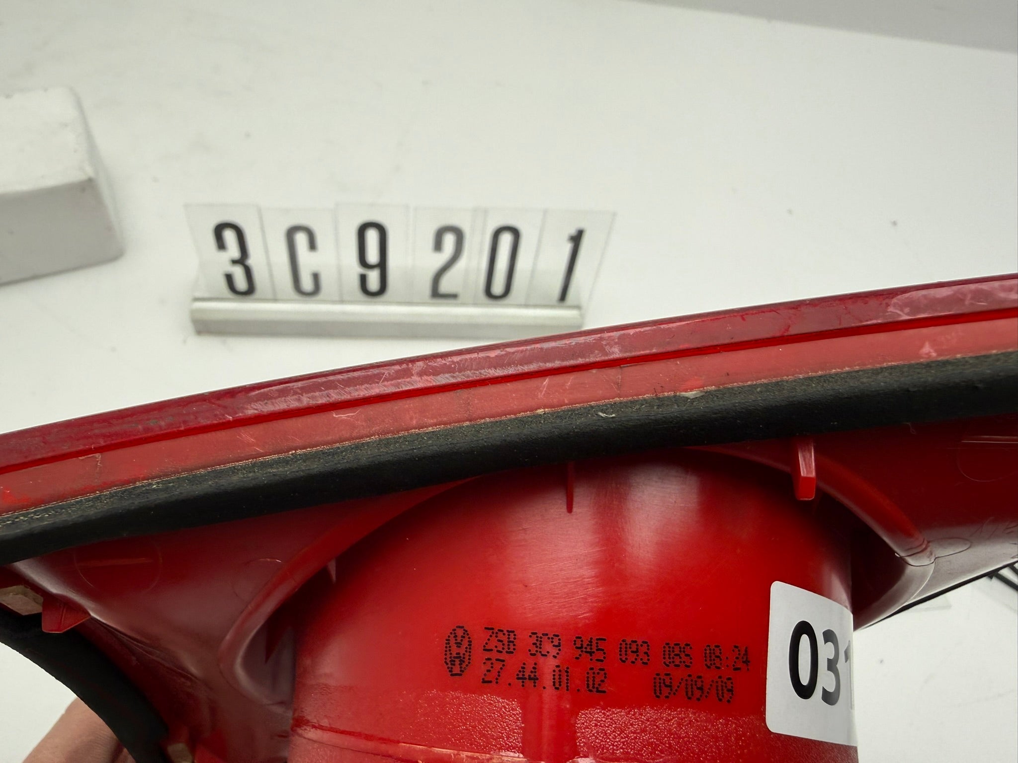 3C9 945 093; 3C9 2 02; 312VW Passat 3C Rückleuchte links innen