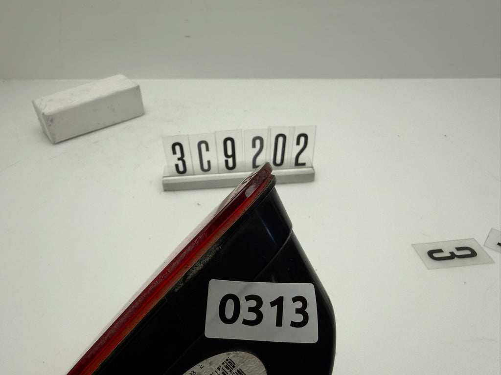 5N0945093B; 3C9 2 02; 313 VW Tiguan Rückleuchte links