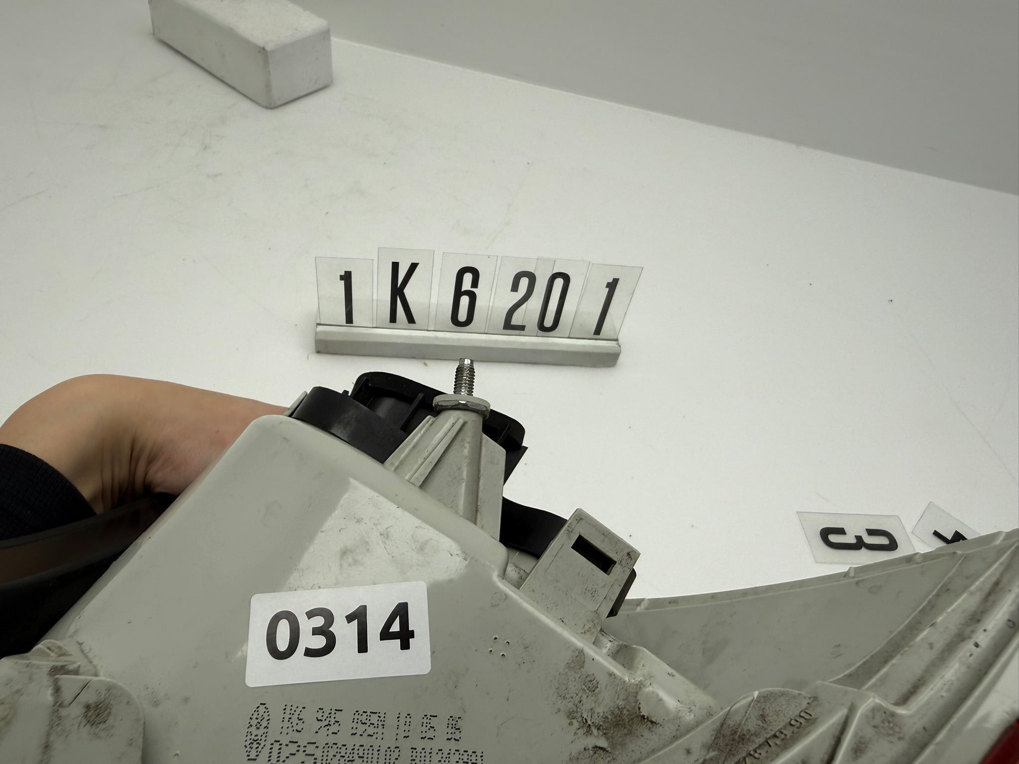 1K6 945 095N; 1K6 2 01; 314 VW GOLF V Rückleuchte rechts