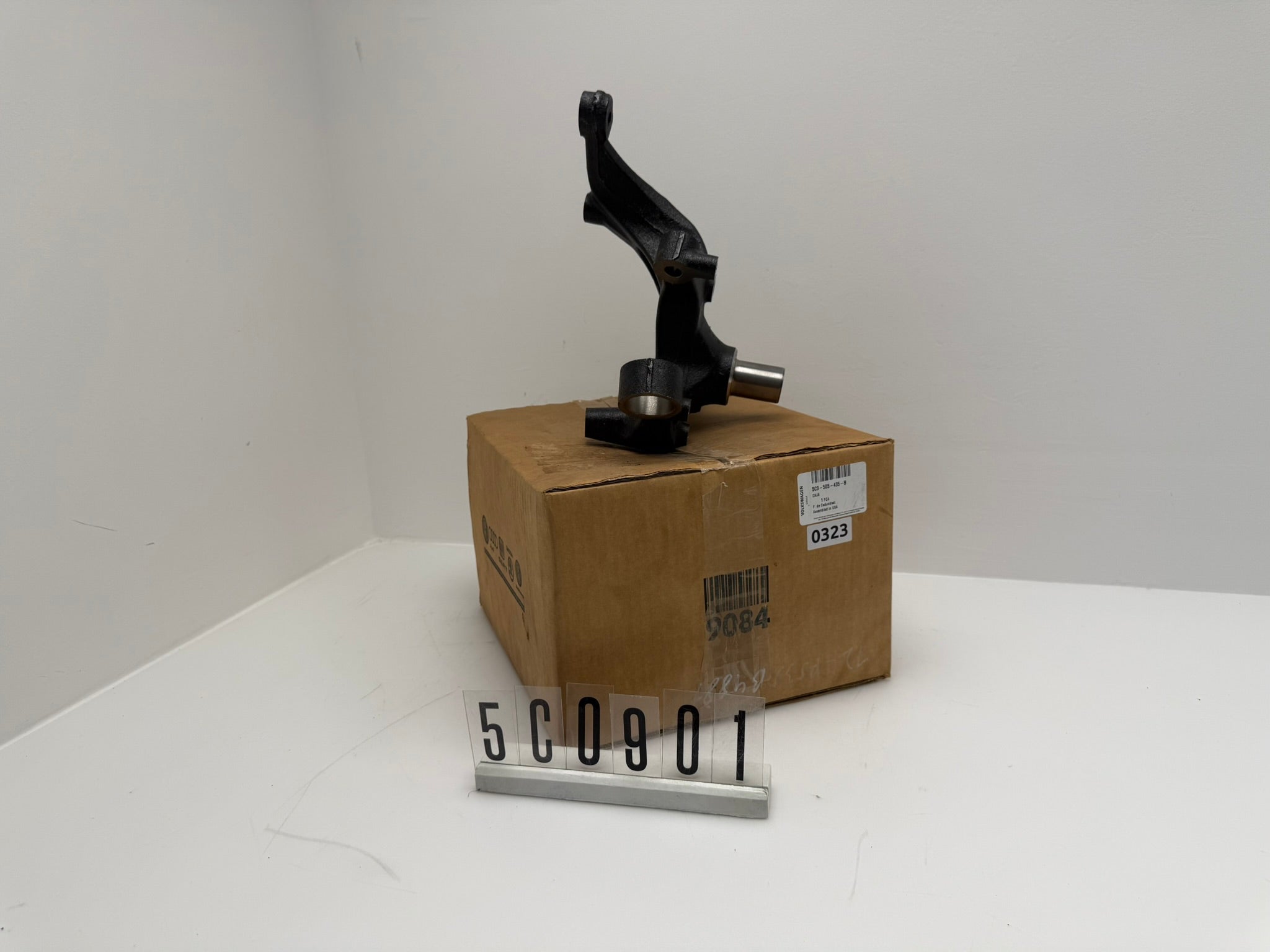 5C0-505-435-B; 5C0 9 01; 323  VW PASSAT B7  BEETLE 5C JETTA ACHSSCHENKEL RADAUFHÄNGUNG HINTEN LINKS