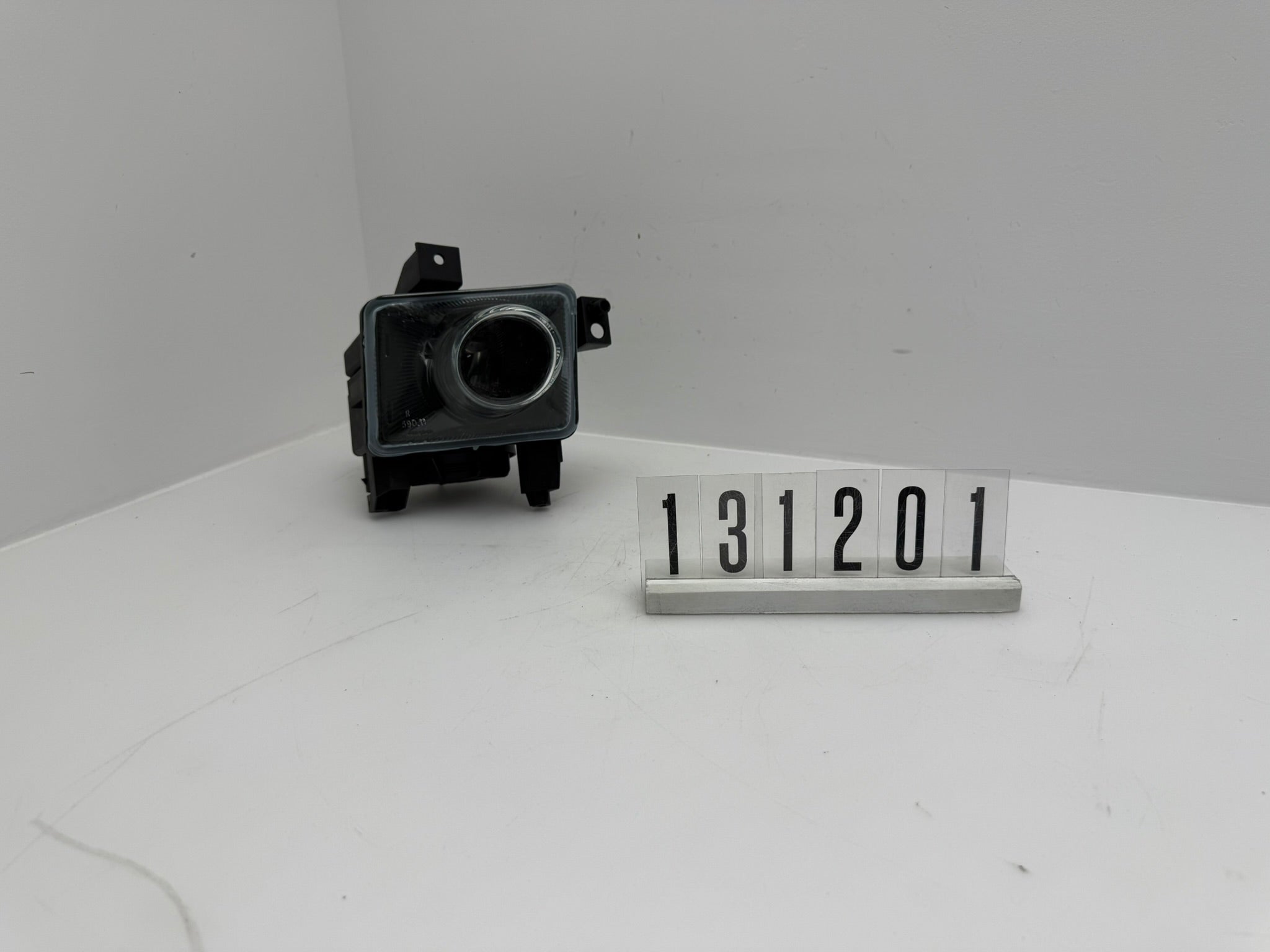 5901100001 STO55218; 131 2 01-02; 324-325Opel Vectra C Nebelscheinwerfer rechts