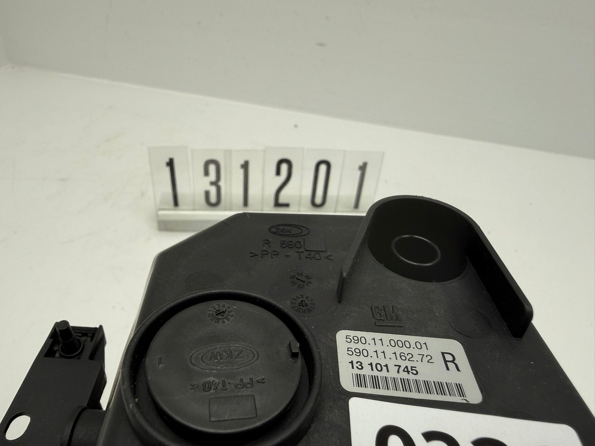 5901100001 STO55218; 131 2 01-02; 324-325Opel Vectra C Nebelscheinwerfer rechts