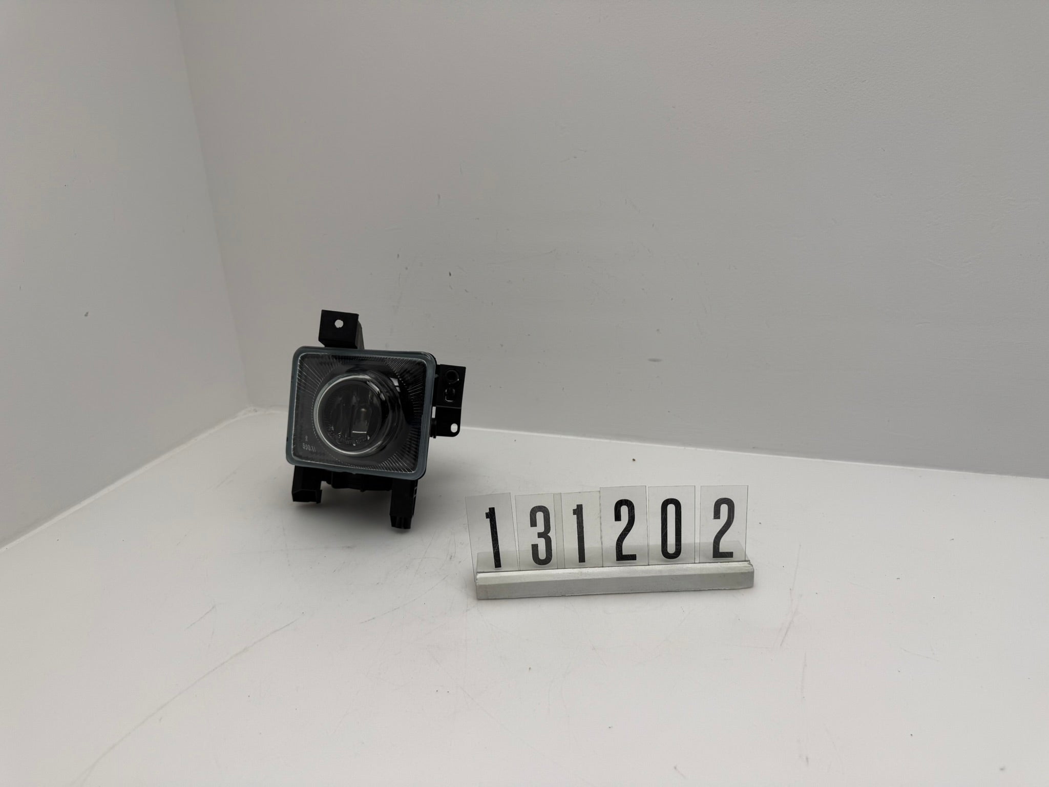 5901100001 STO55218; 131 2 01-02; 324-325Opel Vectra C Nebelscheinwerfer rechts