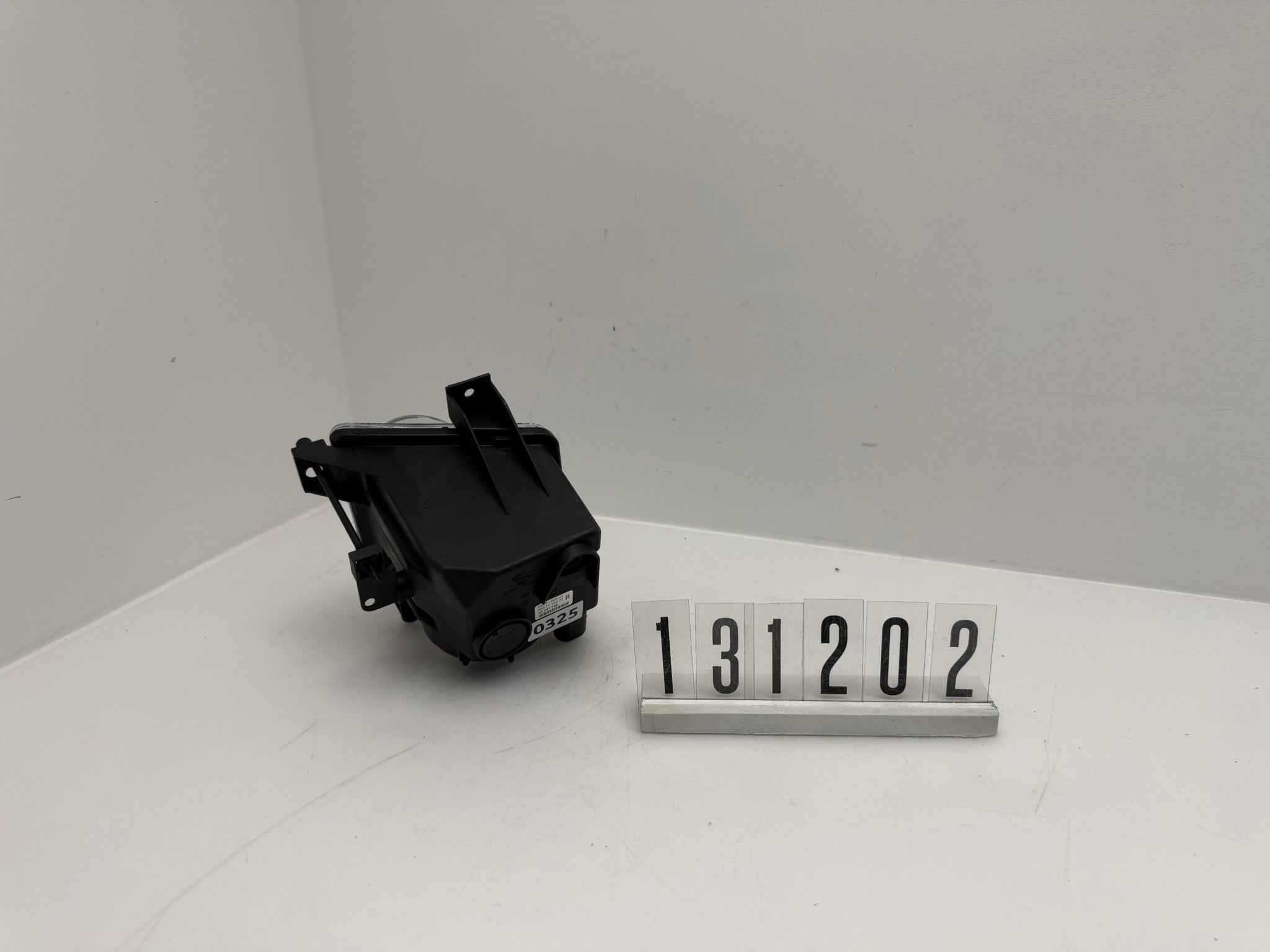 5901100001 STO55218; 131 2 01-02; 324-325Opel Vectra C Nebelscheinwerfer rechts