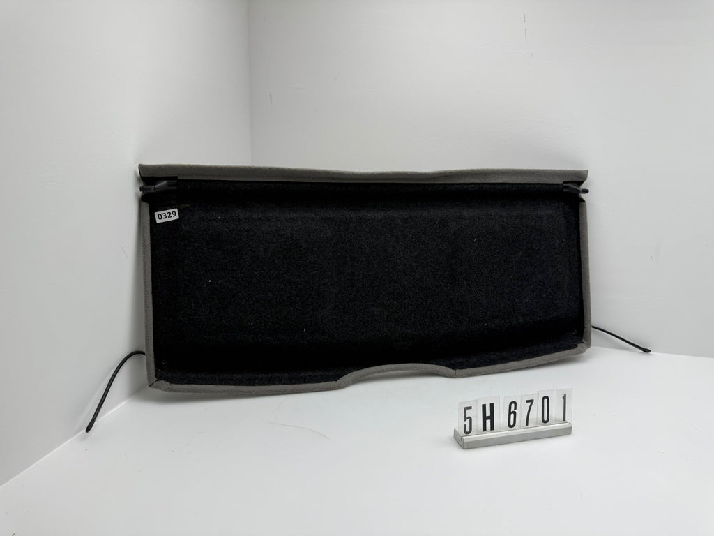 6N037769; 5H6 7 01; 329 VW Polo 6N2 Hutablage Laderaumabdeckung