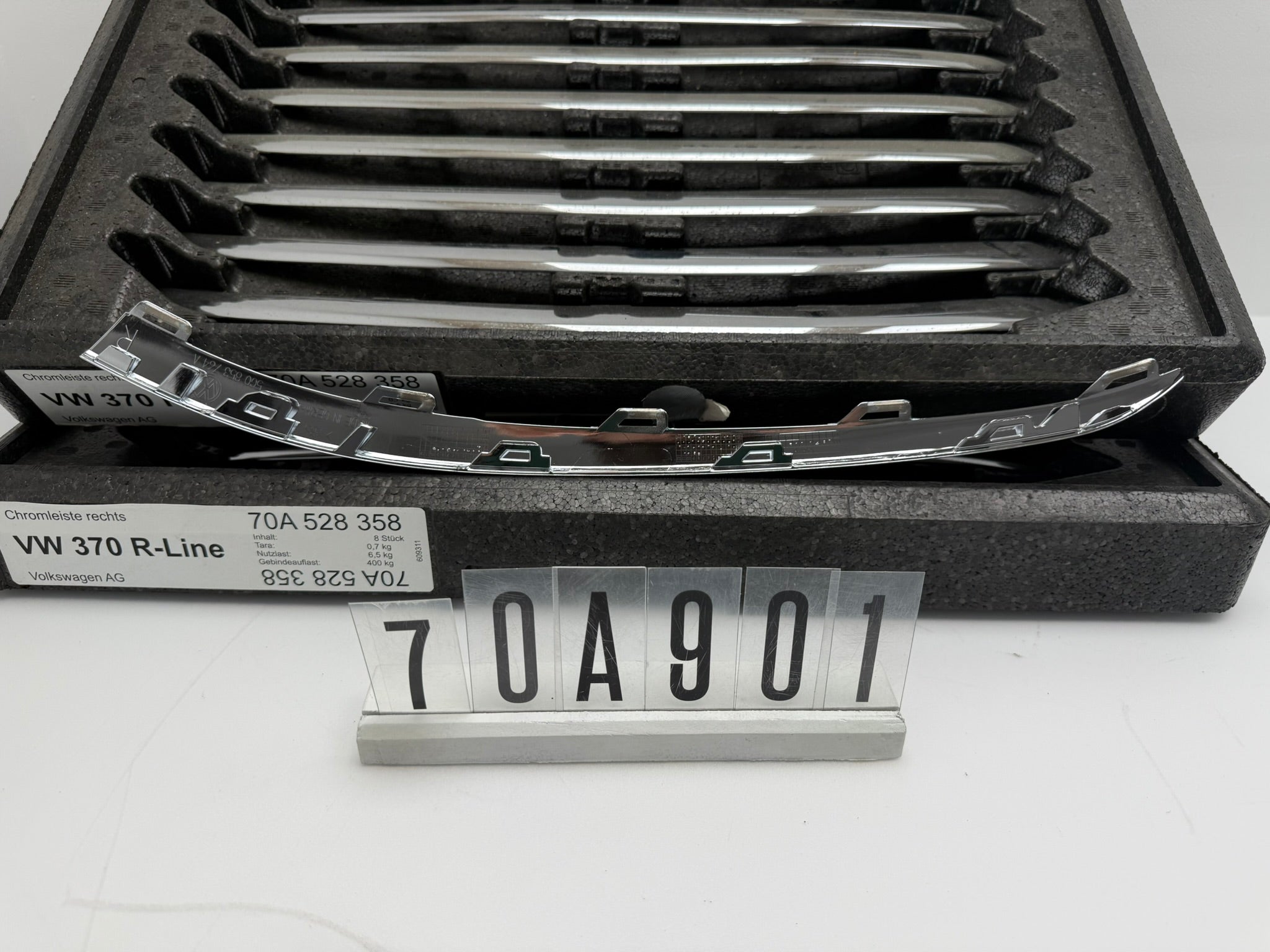 5G0 853 764 A / 70A 528 358; 70A 9 01; 336 VW GOLF MK7 Chromleiste