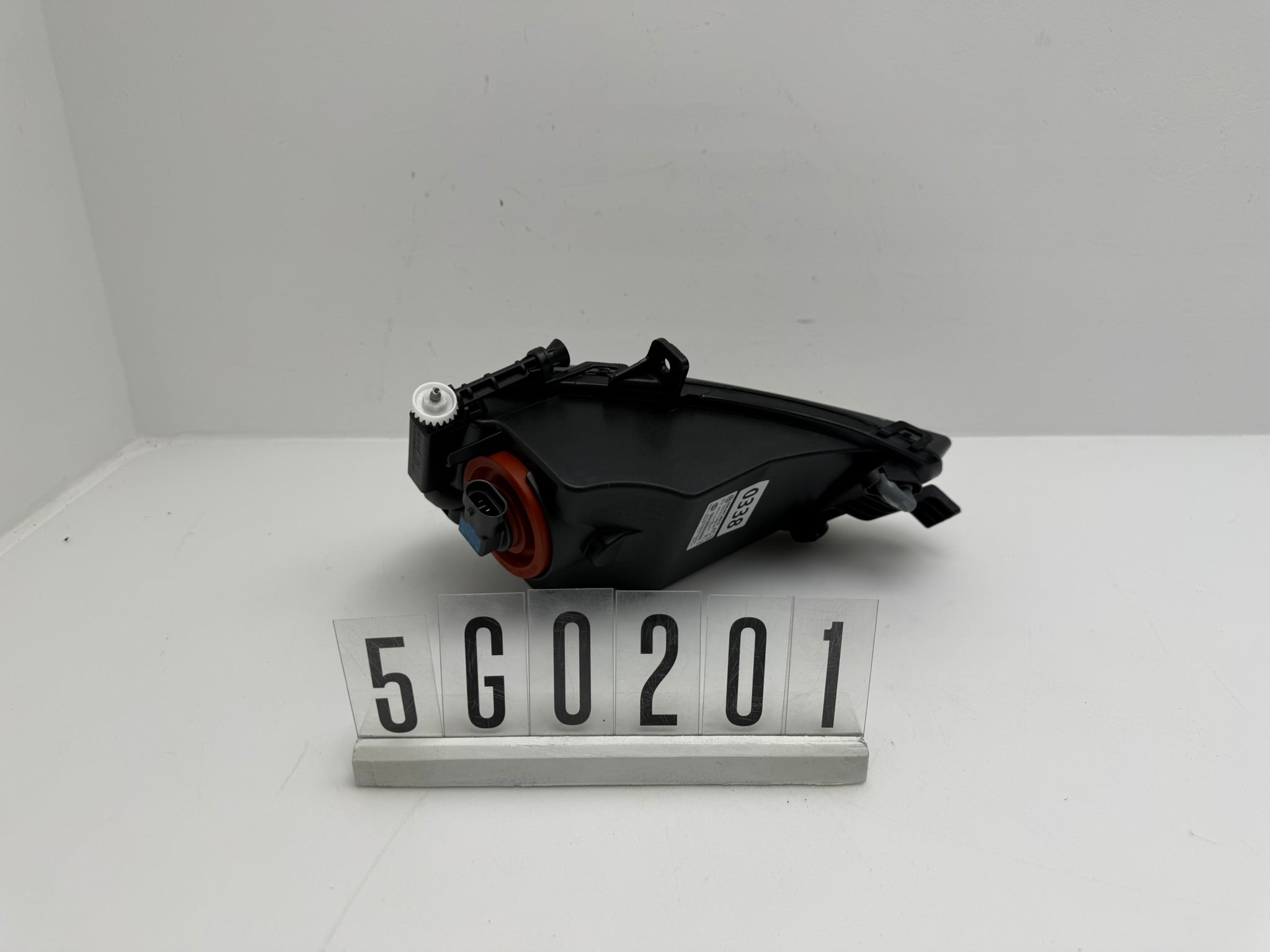 5G0.941.662   /   1ND  011.223-02; 5G0 2 01-04; 338-341 VW GOLF 7 (VII) Nebelscheinwerfer vorne rechts