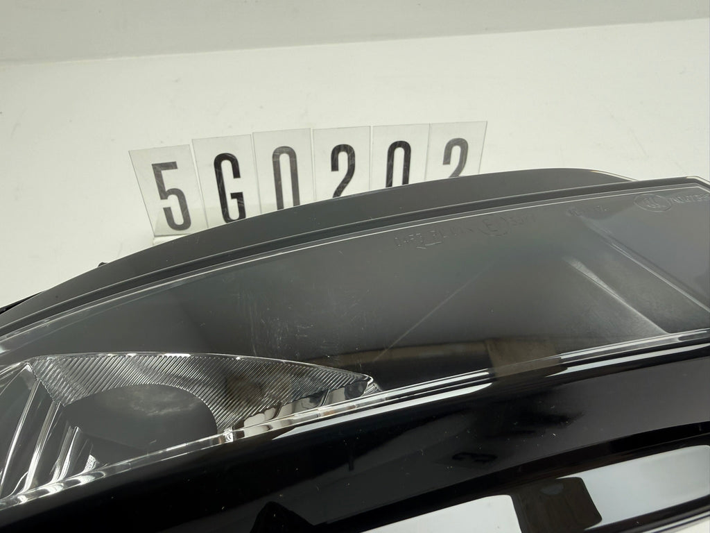 5G0.941.662   /   1ND  011.223-02; 5G0 2 01-04; 338-341 VW GOLF 7 (VII) Nebelscheinwerfer vorne rechts