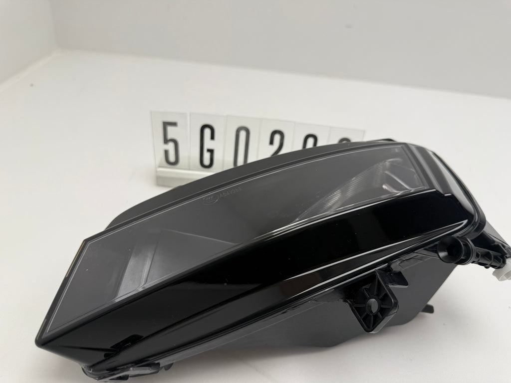 5G0.941.661   /   1ND  011.223-05; 5G0 2 06; 343 VW GOLF 7 (VII) Nebelscheinwerfer vorne rechts (Kopie)