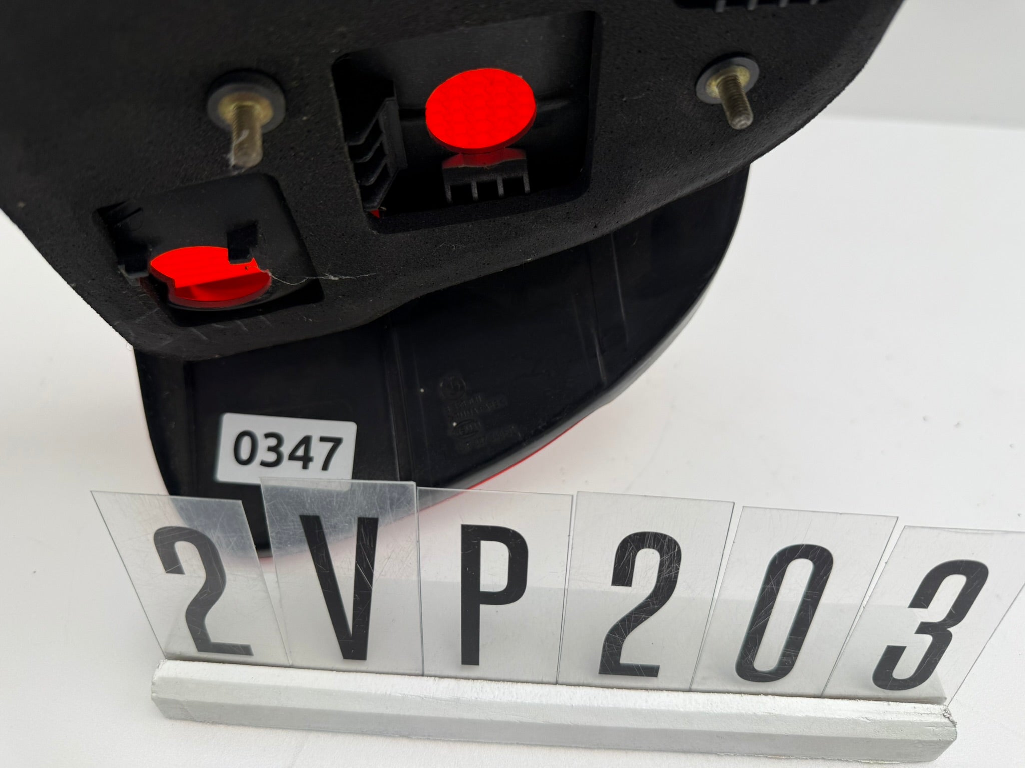 2VP 007 240-01, 347,  BMW E39 Rückleuchte Links
