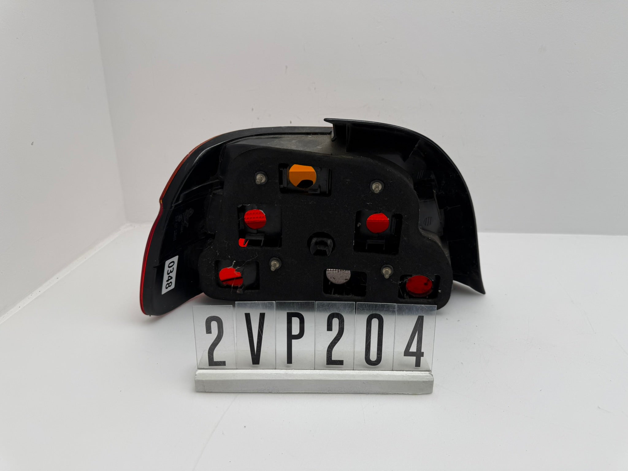 2VP 007 240-02, 348,  BMW E39 Rückleuchte Links