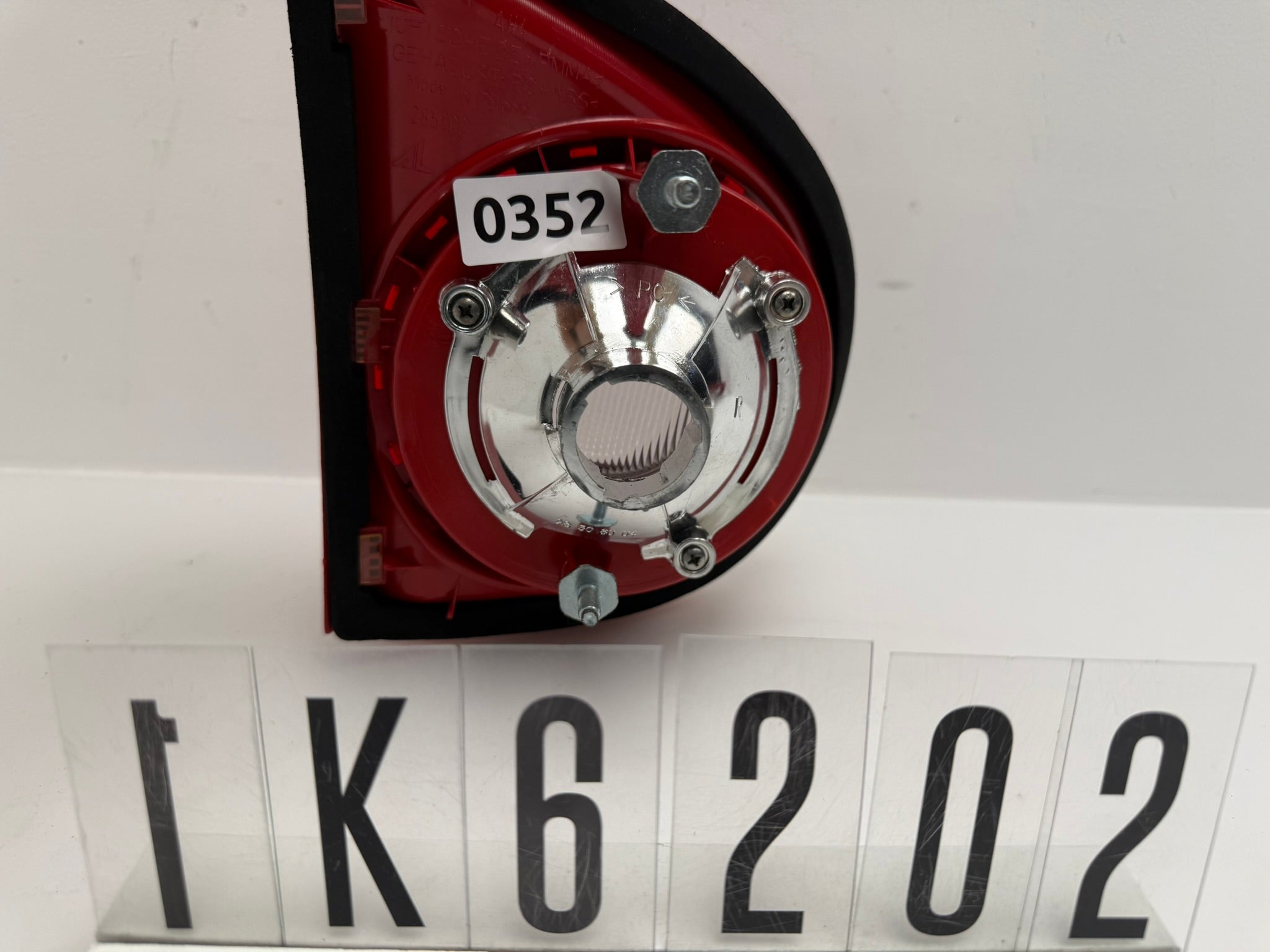 285002, 352, VW Golf 5 V Rechts