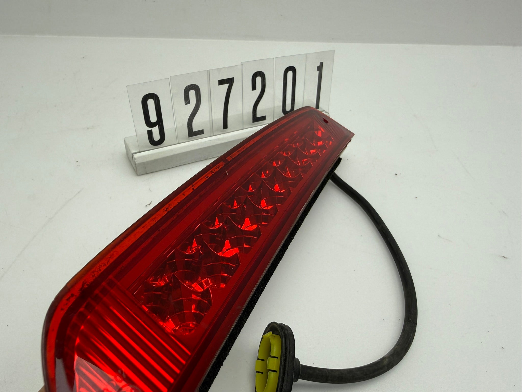92700-2Y0, 354, HYUNDAI IX35 Bremsleuchte Mitte
