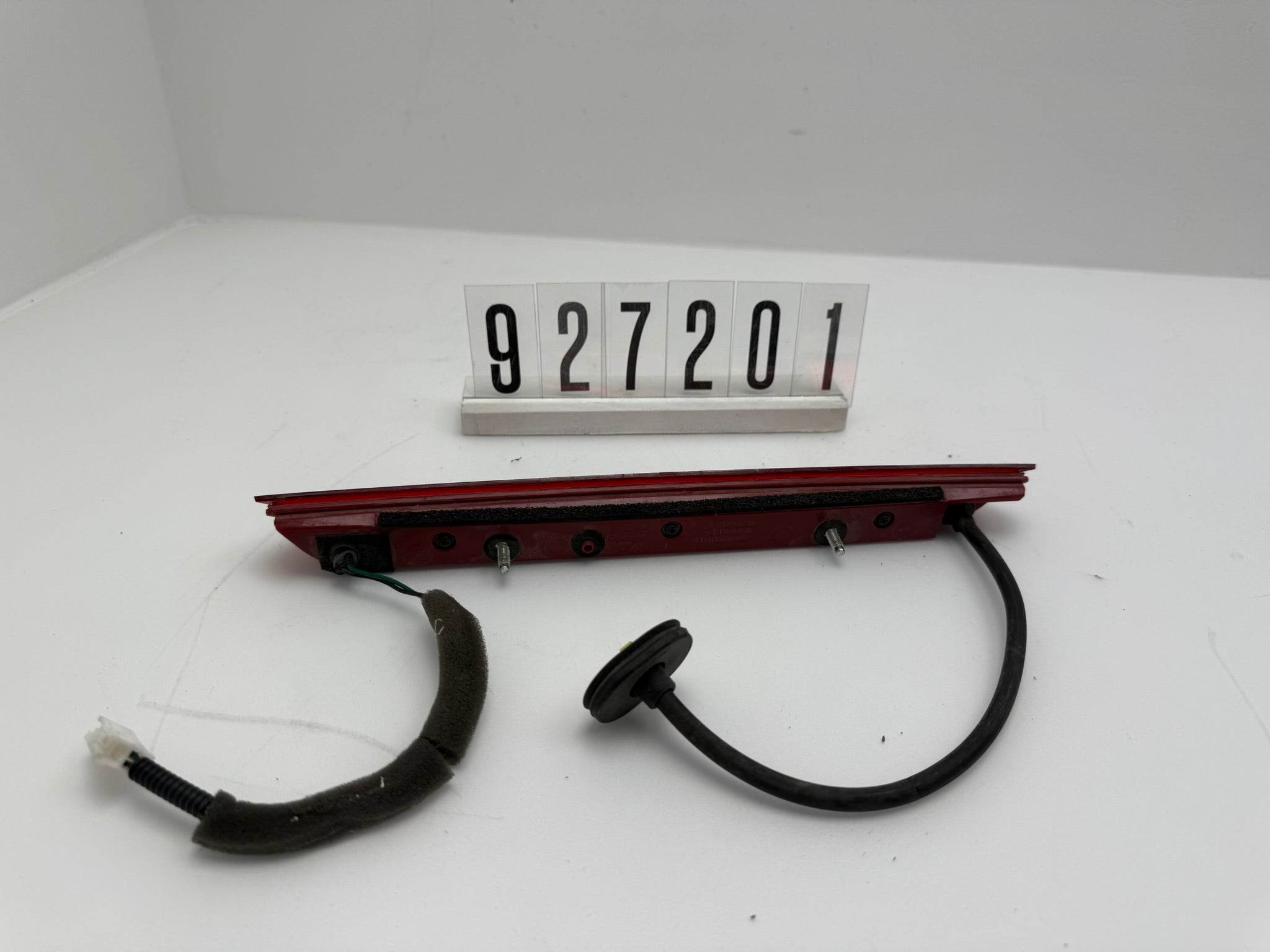 92700-2Y0, 354, HYUNDAI IX35 Bremsleuchte Mitte