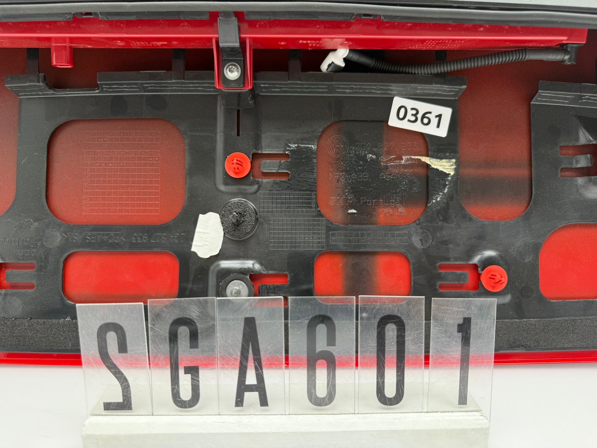 2GA.827.933; 2GA 6 01-05; 361-365 VW T-Roc 2GA/A1 Spoiler Heckklappe