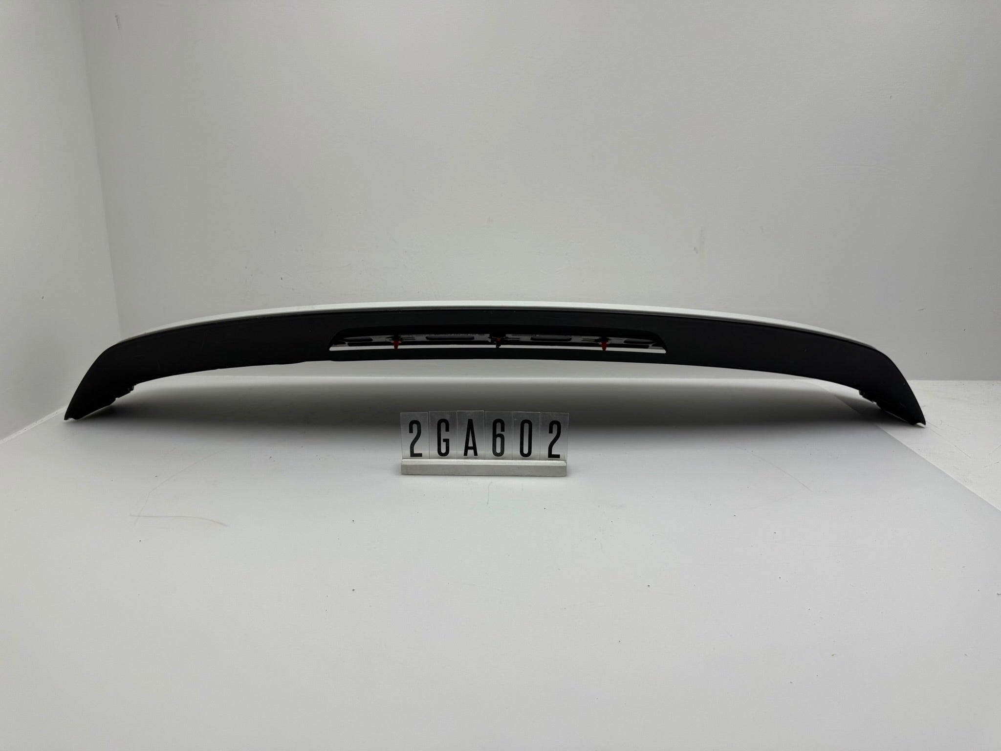 2GA.827.933; 2GA 6 01-05; 361-365 VW T-Roc 2GA/A1 Spoiler Heckklappe