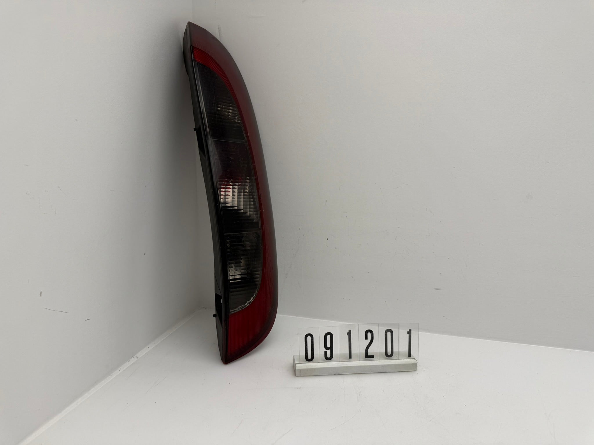 GM 09114337, 368, Opel Corsa C Rückleuchte Rechts