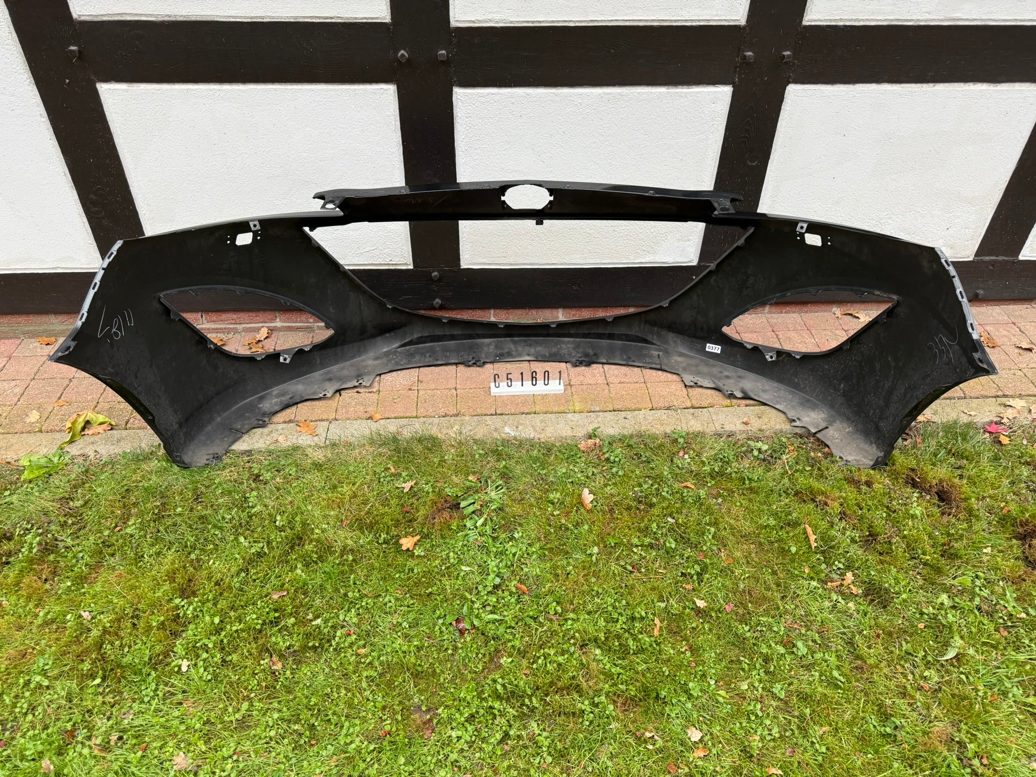 C513-50031; C51 3 01; 377 Mazda 5 Stoßstange