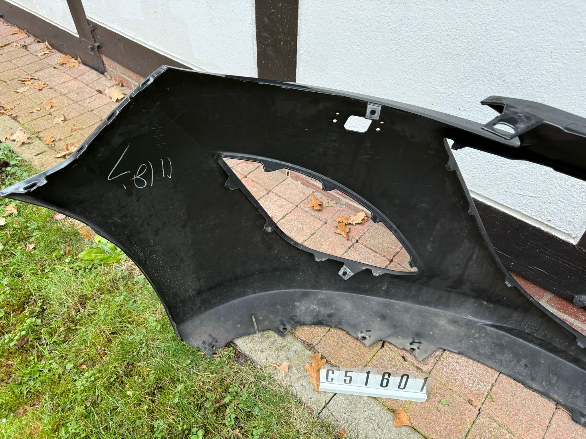 C513-50031; C51 3 01; 377 Mazda 5 Stoßstange