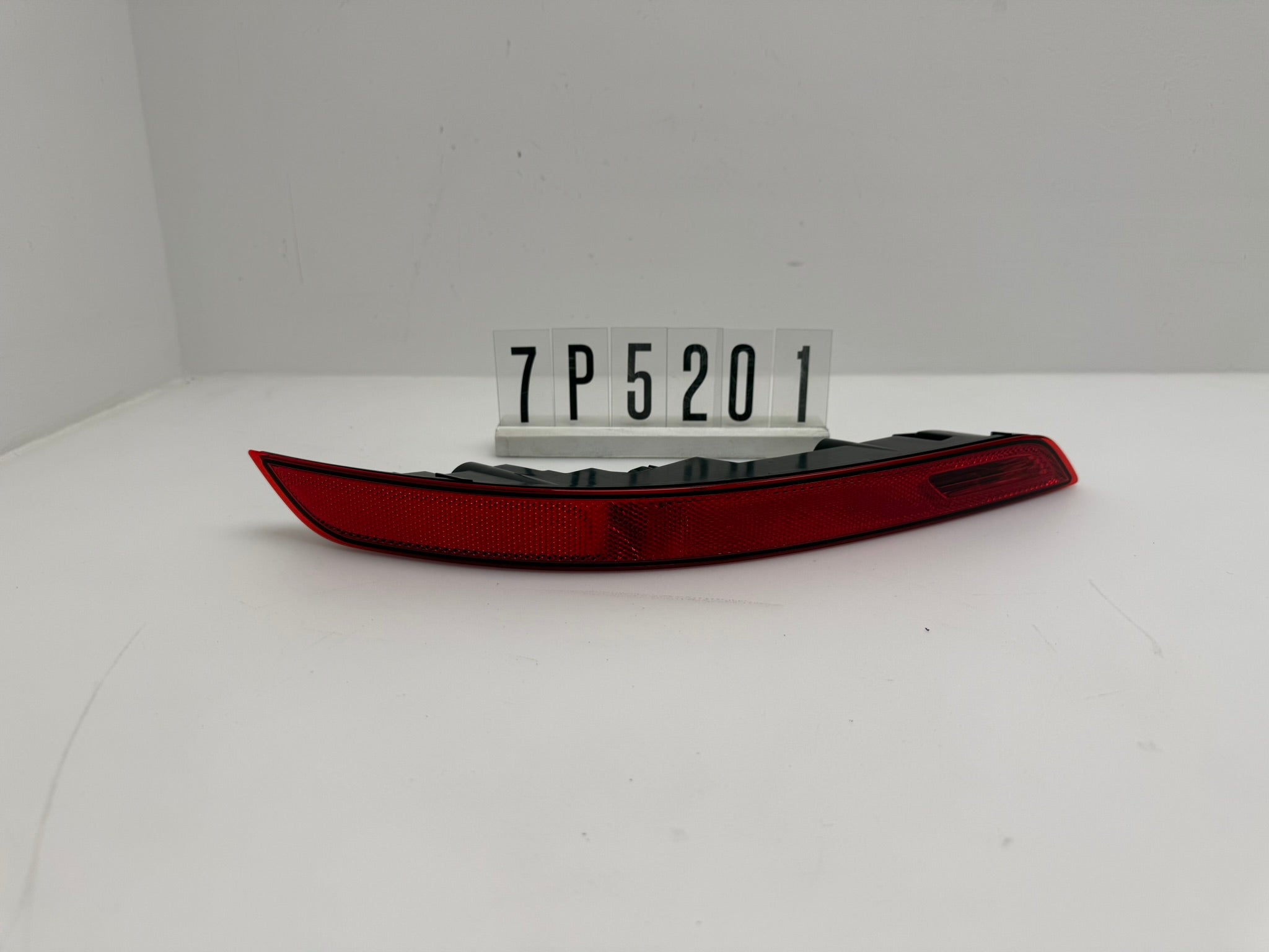 7P5945702B, 396, NEBELSCHEINWERFER HINTEN RECHTS PORSCHE CAYENNE