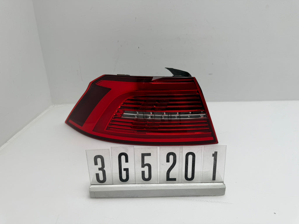 3G5.945.207.C, 399, VW Passat B8 Rückleuchte Hinten Links