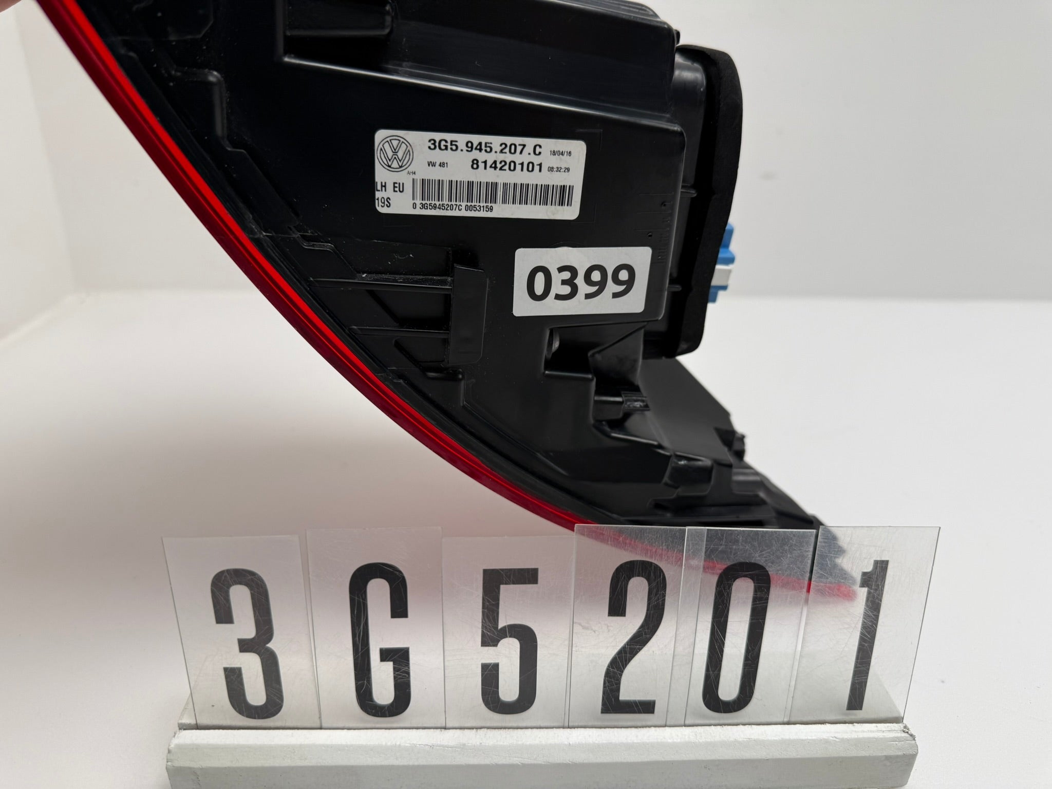 3G5.945.207.C, 399, VW Passat B8 Rückleuchte Hinten Links