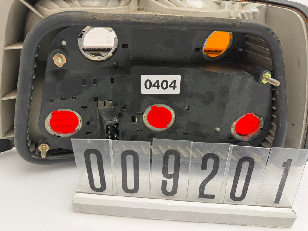 3812024, 404, BMW 3er Rückleuchte Links