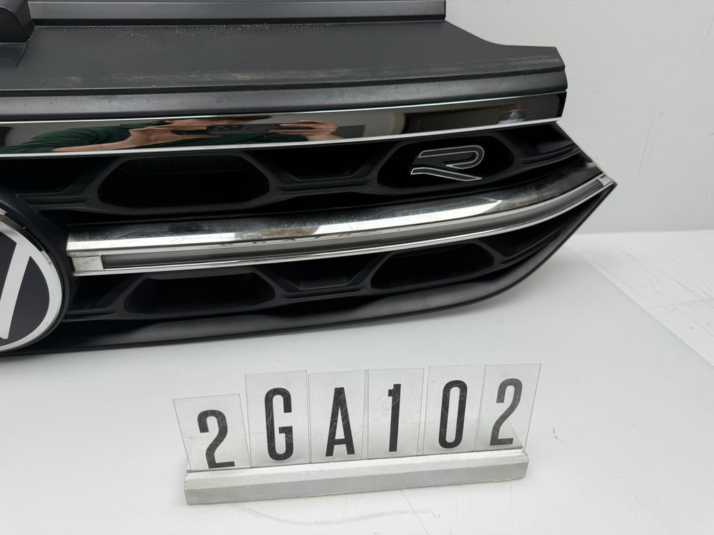 2GA.853.653.H; 2GA 1 02; 419 VW T-ROC 2GA FACELIFT Kühlergrill LED R-Line
