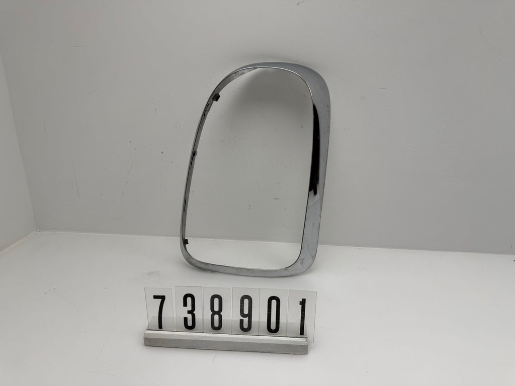 7385428.9, 430, MINI COUNTRYMAN F60 CHROM Rücklichtblende rechts