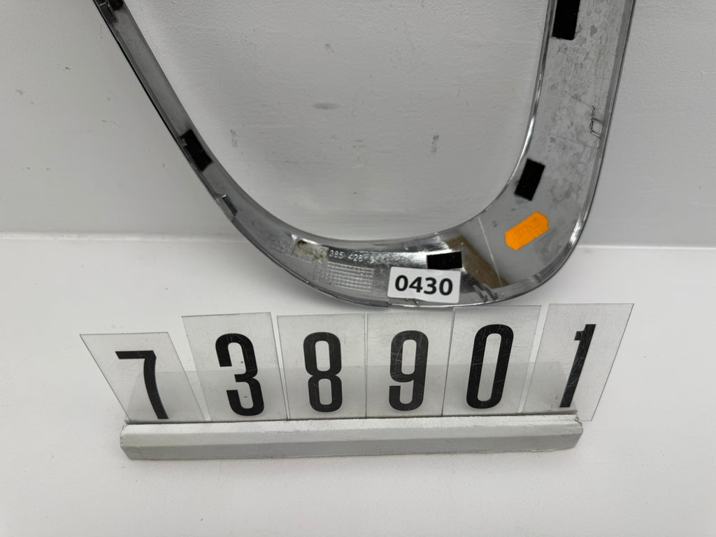 7385428.9, 430, MINI COUNTRYMAN F60 CHROM Rücklichtblende rechts